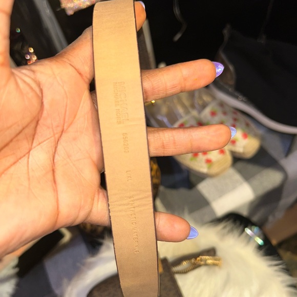 Authentic Michael Kors waist bag ❤️ - Picture 2 of 6